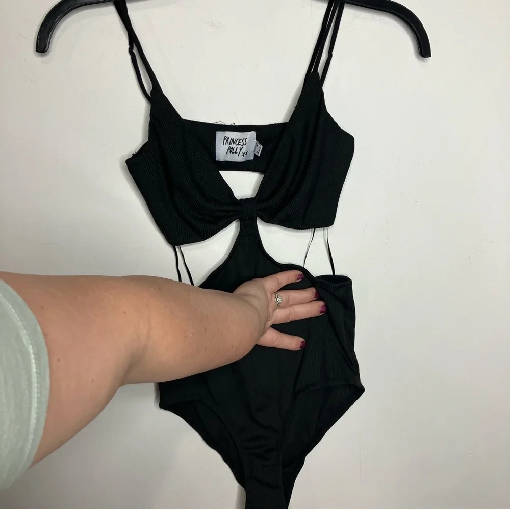 Princess Polly black‎ ribbed bodysuit size 2